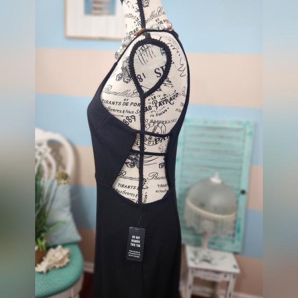 NWT Express Laser Cut Black Dress - Picture 7 of 11